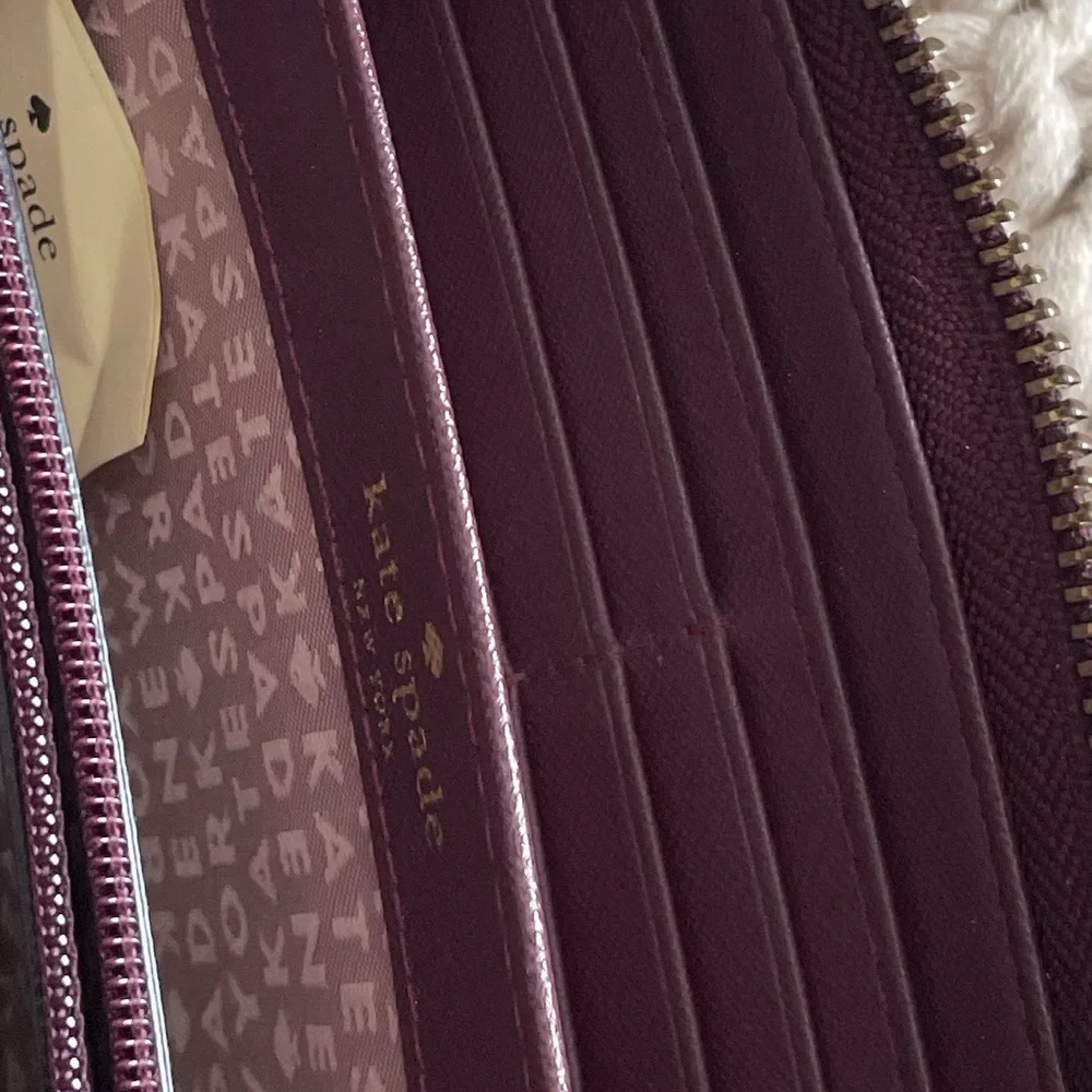 Kate Spade Burgendy Neda Laurel Way Leather Wallet - Picture 4 of 5